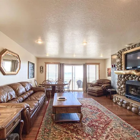 Lake View Condo 874 4 With Awesome Lake View